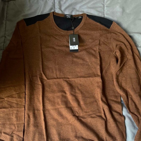 Hugo Boss Sweater - Picture 1 of 3